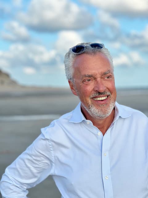 Gabor Hnizdo - Hotelkaufmann und Interim Manager